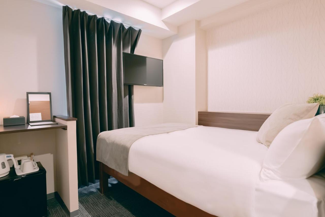 R Hotel Honmachi 大阪 外观 照片