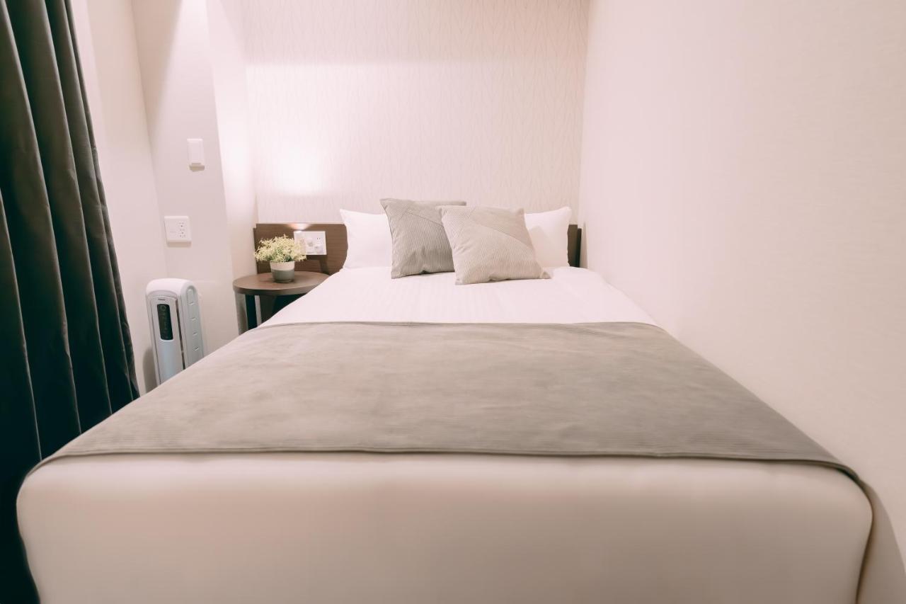 R Hotel Honmachi 大阪 外观 照片